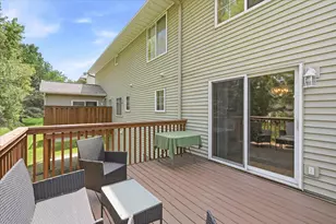6079 Courtly Alcove, Woodbury, MN 55125 - Photo 10