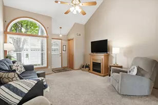 6079 Courtly Alcove, Woodbury, MN 55125 - Photo 4