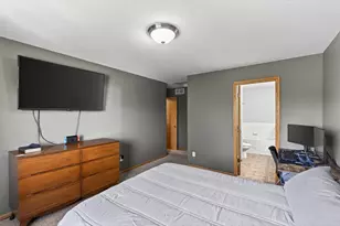 7823 W 145th St, Savage, MN 55378 - Photo 14