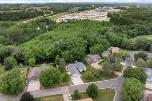 211 Sunrise Dr, Medford, MN 55049 - Photo 34