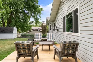 211 Sunrise Dr, Medford, MN 55049 - Photo 12