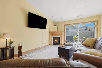 407 Cassandra Drive #33, New Richmond, WI 54017 - Photo 4