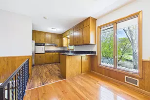 5212 W 70th St, Edina, MN 55439 - Photo 12
