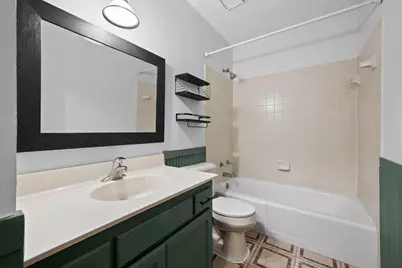 6801 Fremont Place N, Brooklyn Center, MN 55430 - Photo 12