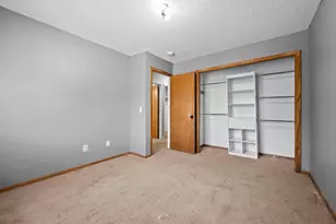 6801 Fremont Pl N, Brooklyn Center, MN 55430 - Photo 10
