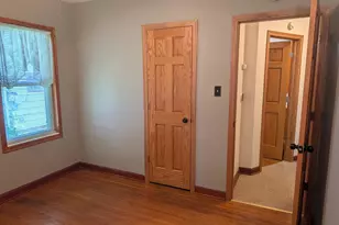208 S 7th St, Montevideo, MN 56265 - Photo 8