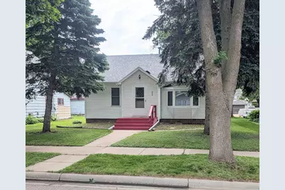 208 S 7th Street, Montevideo, MN 56265 - Photo 2