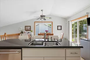 7910 Blackstone Ave, Inver Grove Heights, MN 55076 - Photo 10
