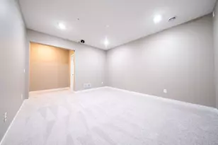18335 Glassner Way, Lakeville, MN 55044 - Photo 36
