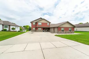 1506 Viking Ct, Fergus Falls, MN 56537 - Photo 2