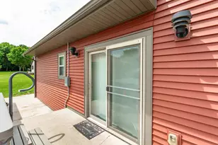 1506 Viking Ct, Fergus Falls, MN 56537 - Photo 8