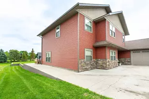 1506 Viking Ct, Fergus Falls, MN 56537 - Photo 10