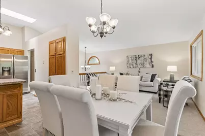 1015 Aston Circle, Burnsville, MN 55337 - Photo 18