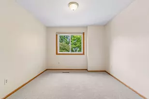 1015 Aston Cir, Burnsville, MN 55337 - Photo 26