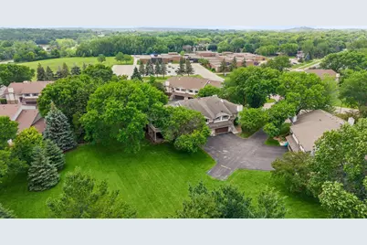 1015 Aston Circle, Burnsville, MN 55337 - Photo 4