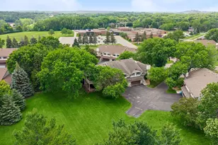 1015 Aston Cir, Burnsville, MN 55337 - Photo 4