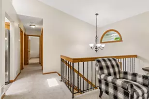 1015 Aston Cir, Burnsville, MN 55337 - Photo 20
