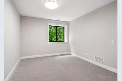270 Wayzata Boulevard E, Wayzata, MN 55391 - Photo 40