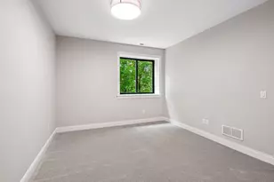 270 Wayzata Blvd E, Wayzata, MN 55391 - Photo 40