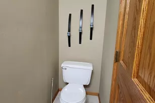915 Ferndale St S, Maplewood, MN 55119 - Photo 10