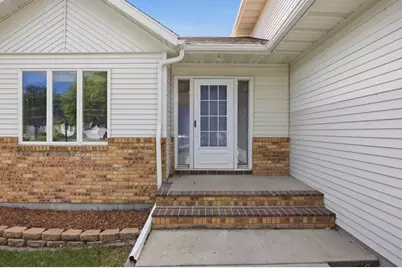 2901 32nd Street S, Fargo,  58103 - Photo 2