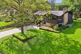 1435 Tyrol Trail, Golden Valley, MN 55416 - Photo 2