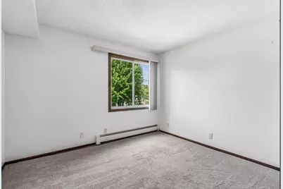 4710 58th Avenue N #201, Crystal, MN 55429 - Photo 18