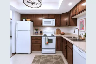 4710 58th Avenue N #201, Crystal, MN 55429 - Photo 8