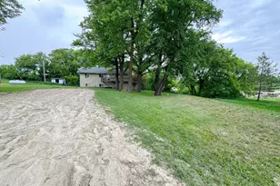 21093 370th St, Erhard, MN 56534 - Photo 36