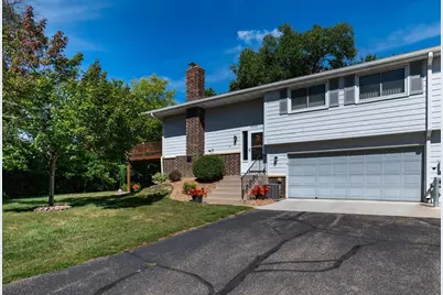 10520 Decatur Avenue S, Bloomington, MN 55438 - Photo 2