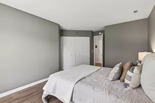 5988 Chasewood Pkwy, Minnetonka, MN 55343 - Photo 26