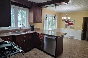 507 Knollwood Dr NW, Willmar, MN 56201 - Photo 12