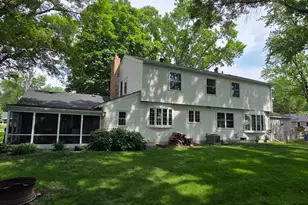 507 Knollwood Dr NW, Willmar, MN 56201 - Photo 4