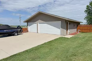 311 Cardinal Pl, Audubon, MN 56511 - Photo 34