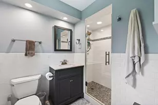 4717 Glenwood Ave, Golden Valley, MN 55422 - Photo 12