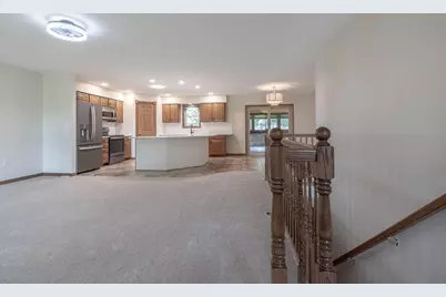 12991 Meadow Creek Drive, New Ulm, MN 56073 - Photo 6
