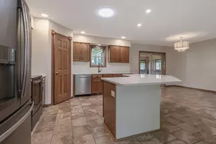 12991 Meadow Creek Dr, New Ulm, MN 56073 - Photo 12