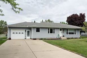 615 3rd St W, Park Rapids, MN 56470 - Photo 28