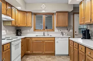 405 S Grant St, Houston, MN 55943 - Photo 8