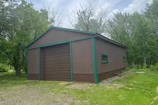 380 NE Kirsch Ave, McGregor, MN 55760 - Photo 4