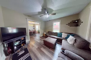 615 18th St SW, Willmar, MN 56201 - Photo 12