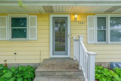 3687 Arcade Street N, Vadnais Heights, MN 55127 - Photo 4