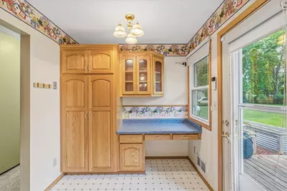 3687 Arcade Street N, Vadnais Heights, MN 55127 - Photo 16