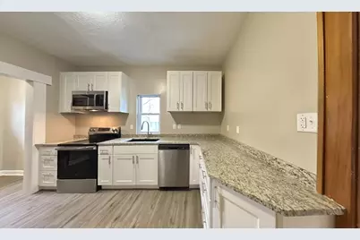109 S Cottage Grove Avenue, Luverne, MN 56156 - Photo 10