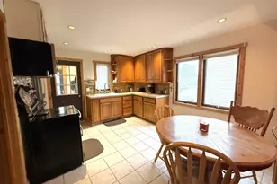 37 E Boundary Street E, Ely, MN 55731 - Photo 6