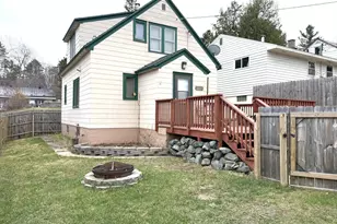 37 E Boundary Street E, Ely, MN 55731 - Photo 2