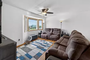 527 Jewell St, Mora, MN 55051 - Photo 12