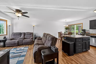 527 Jewell Street, Mora, MN 55051 - Photo 10