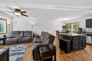 527 Jewell St, Mora, MN 55051 - Photo 10