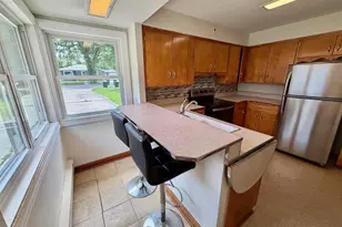 565 Madson Ave SW, Hutchinson, MN 55350 - Photo 6